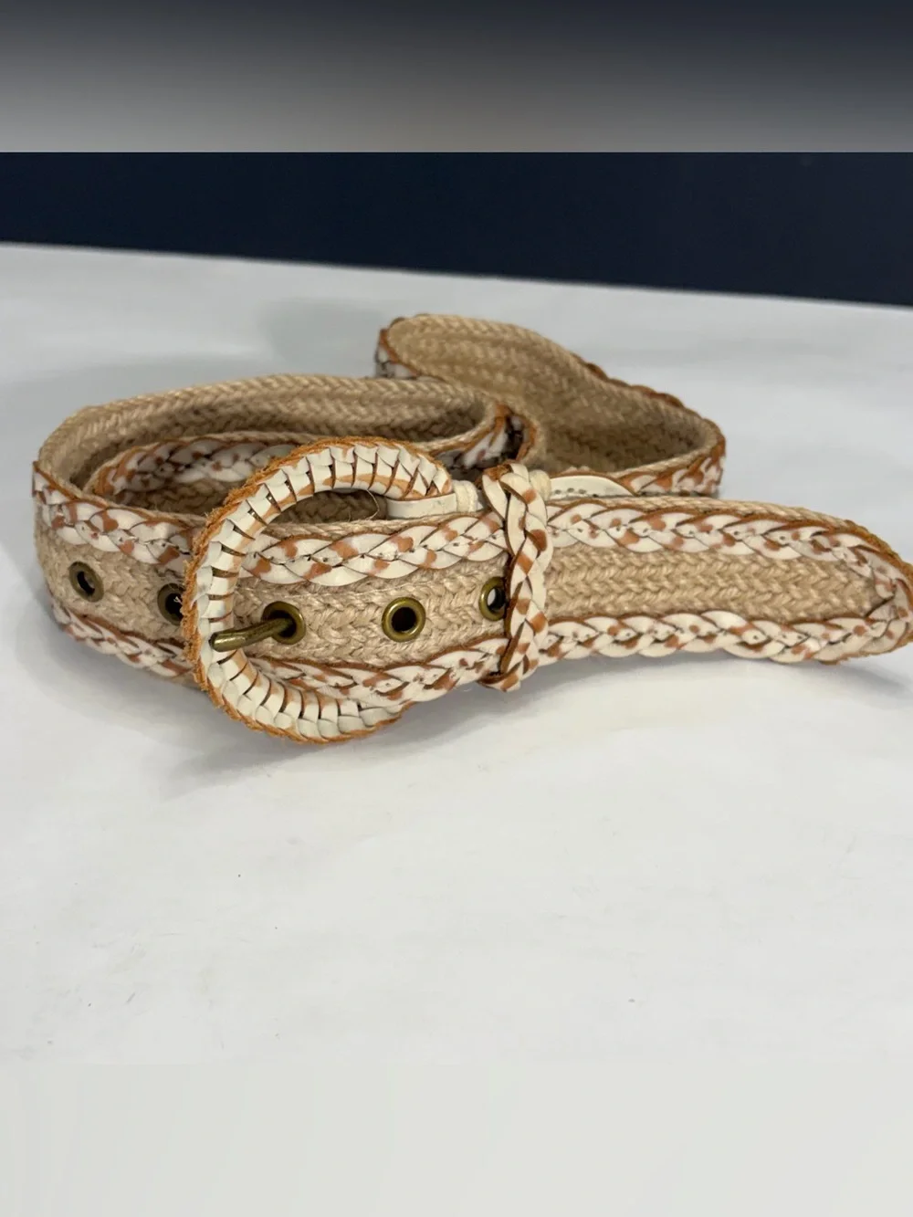 Abercrombie & Fitch Braided Woven Hemp & White Leather Belt Size Small Vintage